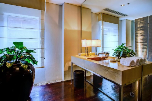 Establishment Hotel image 42