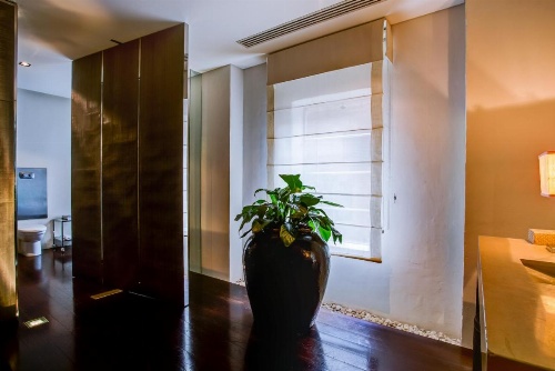 Establishment Hotel image 43