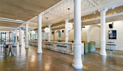 Establishment Hotel image 6